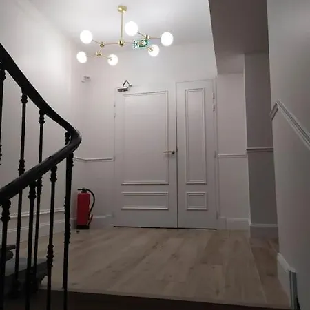 Grand T2 De Charme, Confort 3*, Face Aux Thermes. Appartamento La Bourboule